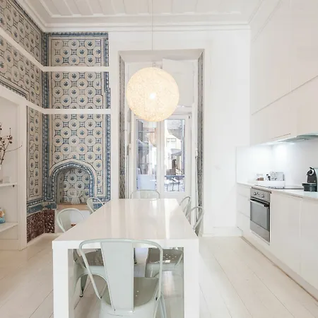 Baixa Tile Blue By Lu Holidays *